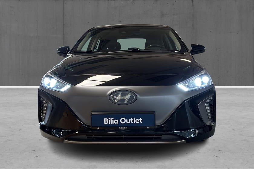 Bilde 2 av Hyundai Ioniq Electric Teknikk Ventilert skinn, Adap.cruise, Infinity