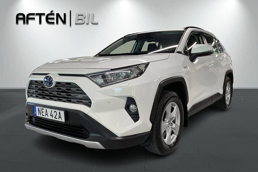 Bild 1 av Toyota RAV4 Hybrid AWD-i Active 222hk - Dragkrok, Motorvärmare