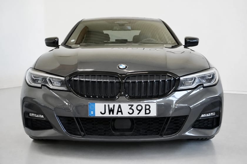 Bild 5 av BMW 330d xDrive Sedan M sport Innovation H&K/3,45% Ränta