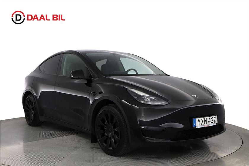 Bild 3 av Tesla Model Y Long Range AWD 514HK PANORAMA DRAG VÄRMARE B-KAMERA NFC