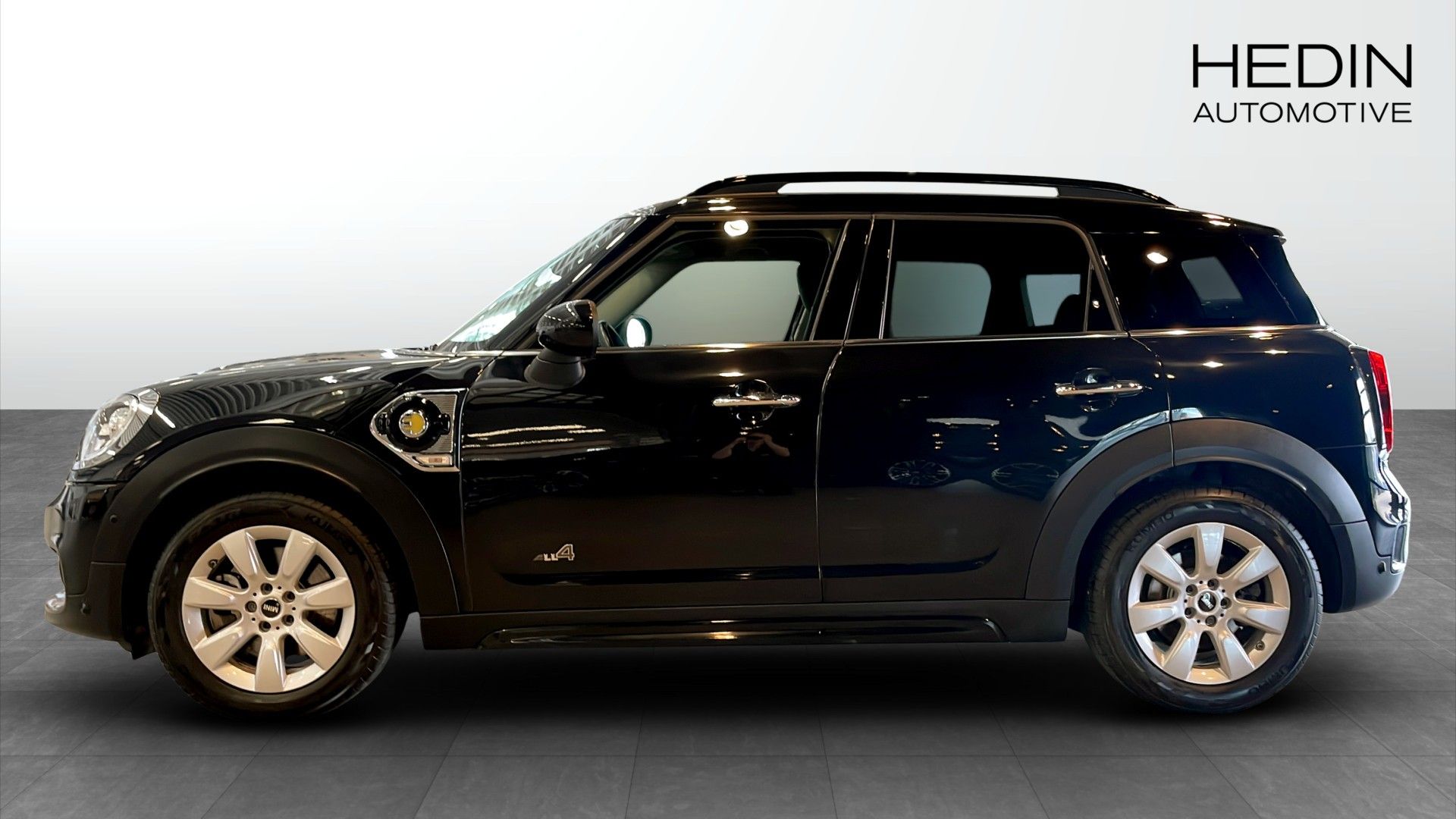 MINI Countryman SE Cooper SE ALL4 2019, photo 6/10