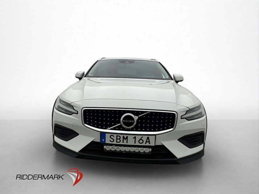 Bild 2 av Volvo V60 Cross Country D4 190hk AWD Värm VOC Adaptiv Drag