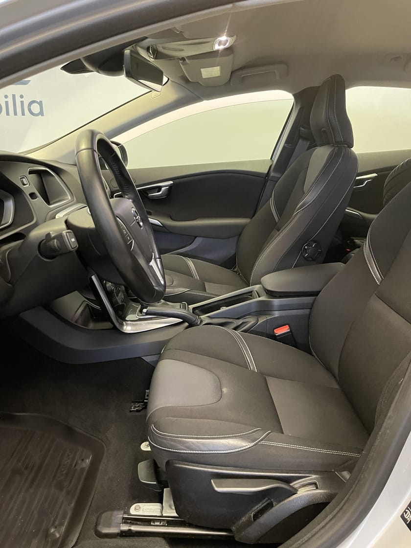 Bild 5 av Volvo V40 D3 Business Advanced Automat