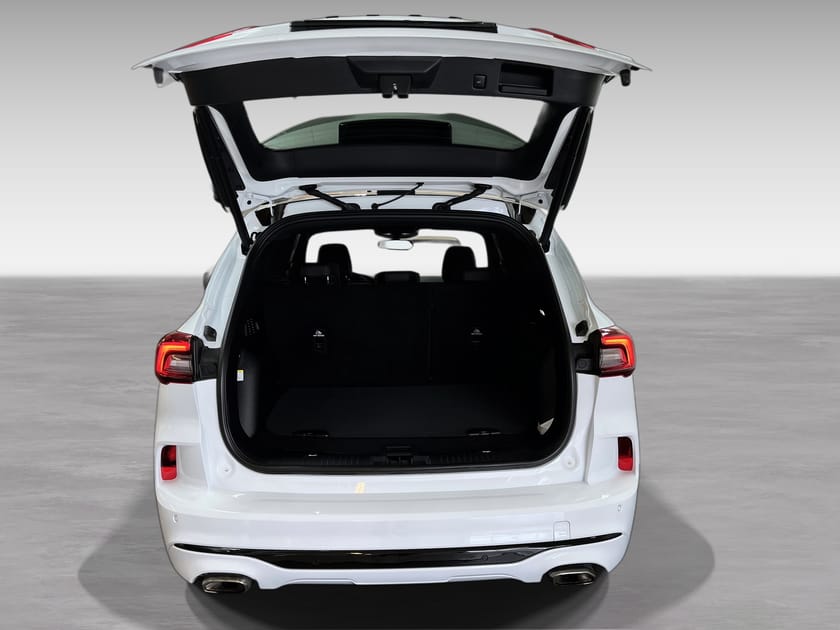 Bild 5 av Ford Kuga Plug-In Hybrid 2.5 243 PHEV ST-Lin X Black Edt FWD