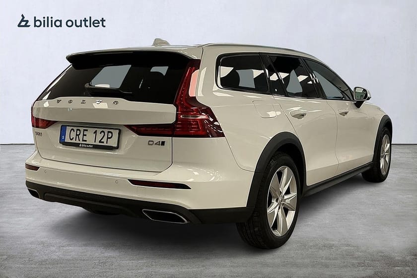Bild 4 av Volvo V60 Cross Country D4 AWD Momentum Kamrem Bytt Dragkrok PDC Bak Navigation