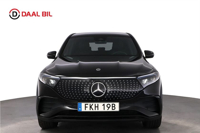 Bild 2 av Mercedes-Benz EQB 250+ 73,9 kWh 190HK AMG P-VÄRM B-KAM NAVI WIDESCREEN