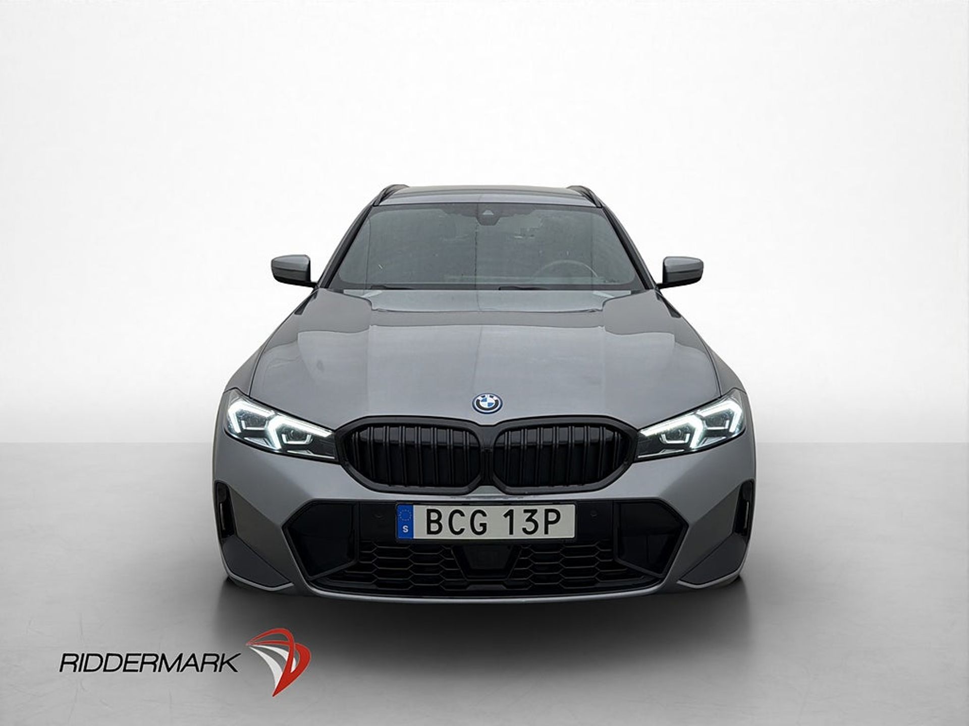 BMW 330 e xDrive Touring 292h M-Sport 2025, bild 2/10