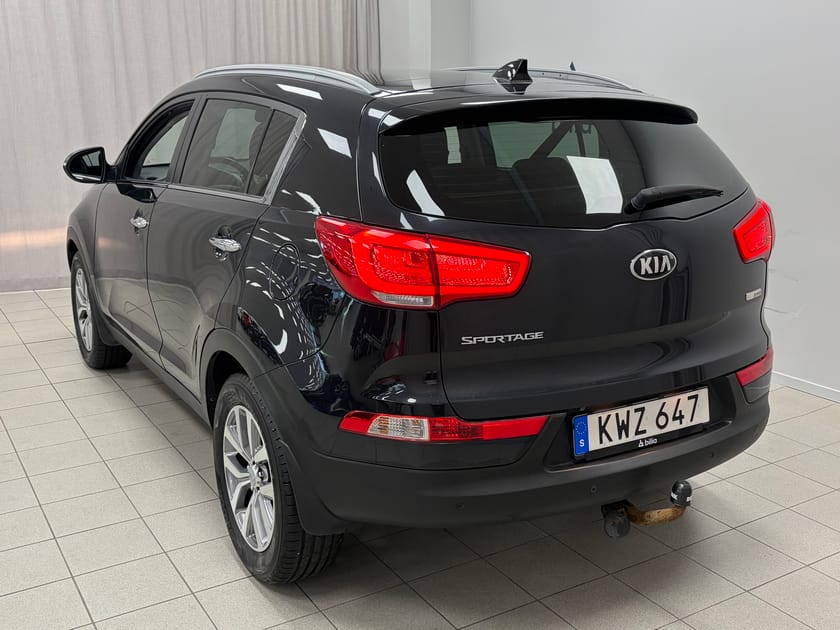 Bild 3 av Kia Sportage 1,7 CRDi Special Edition | Drag | Parkeringskamera bak | Navigator |