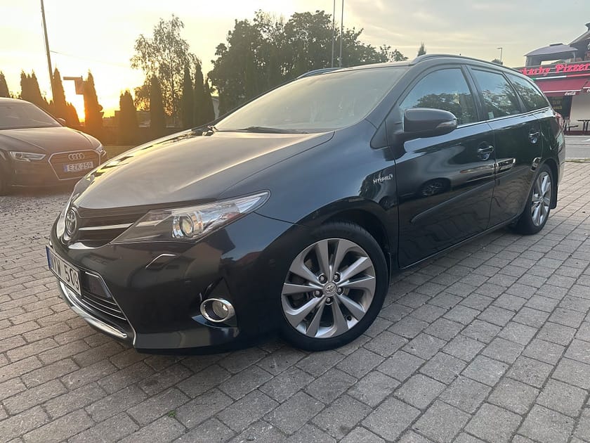 Bild 1 av Toyota Auris Touring Sports Hybrid e-CVT Executive Euro 5