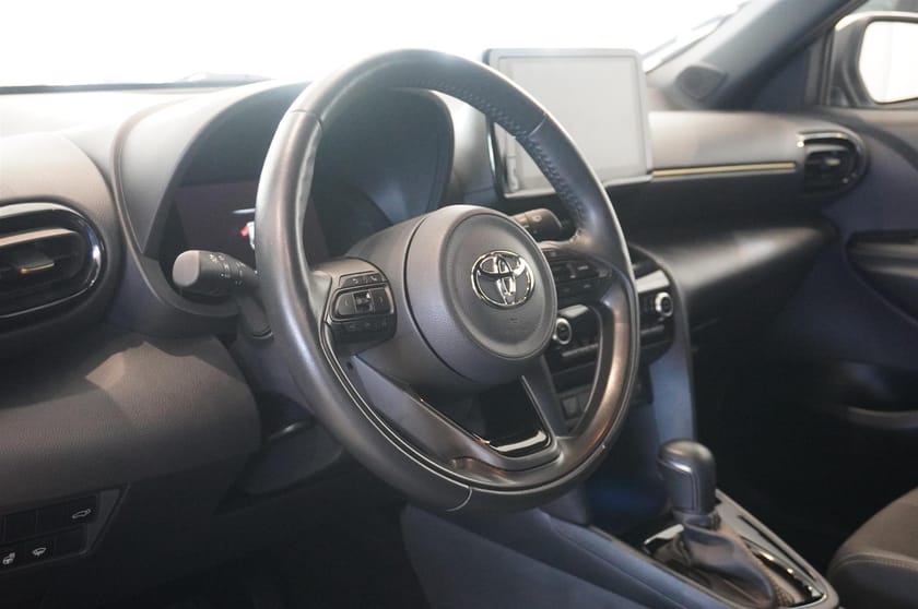 Bild 2 av Toyota Yaris Cross Hybrid AWD-i