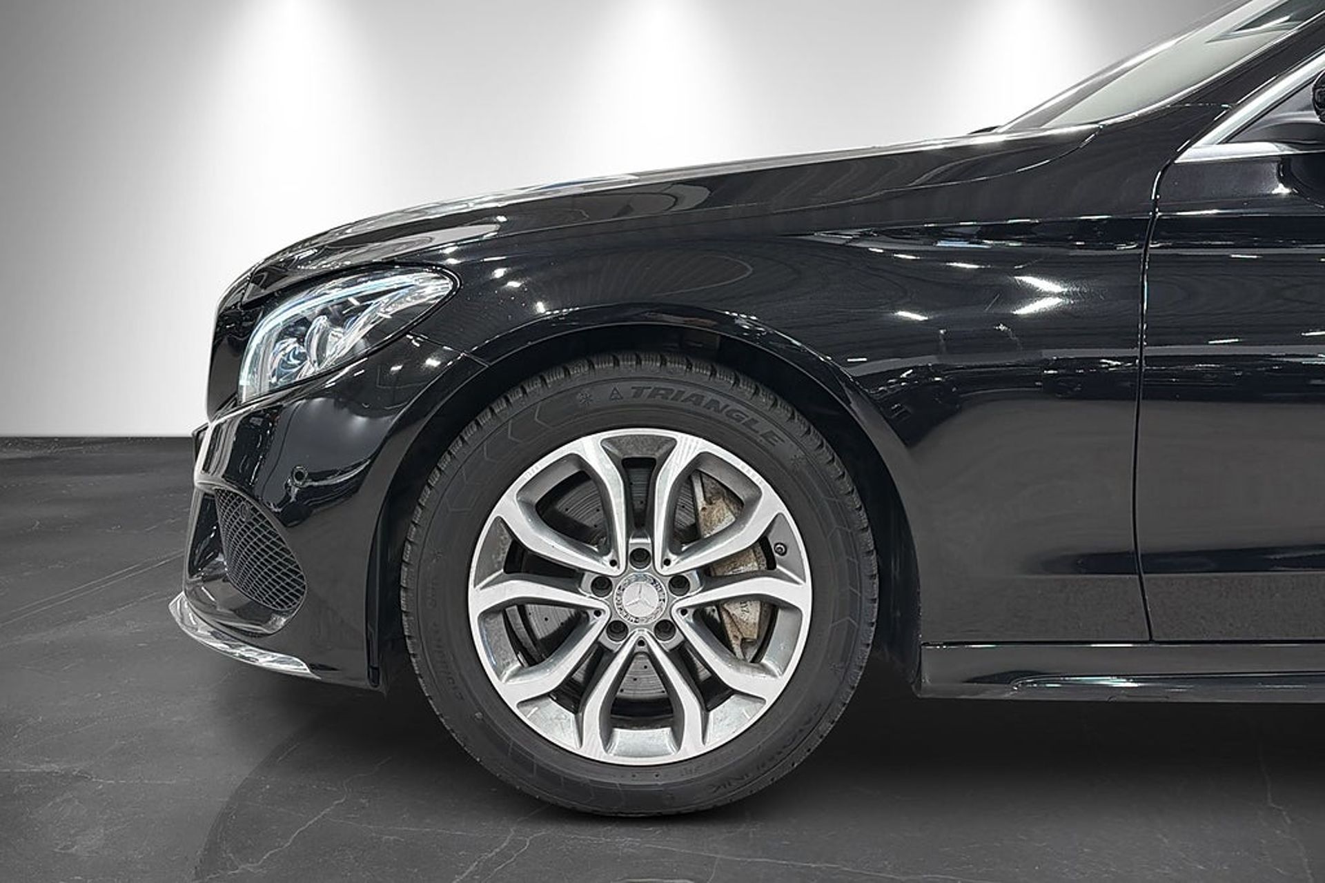 Mercedes-Benz C 2016, photo 2/10