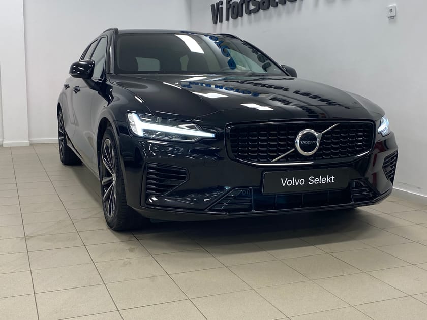Bild 2 av Volvo V60 T6 Plus Dark Edition