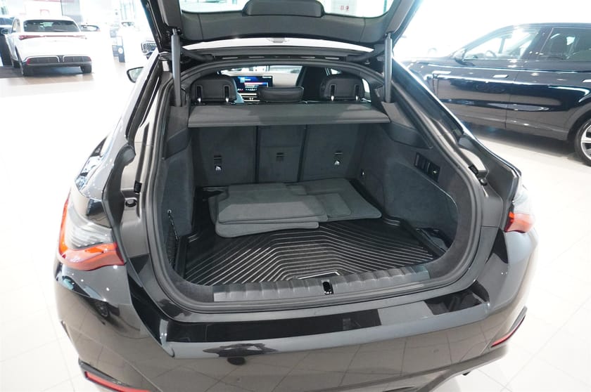 Bild 5 av BMW i4 M50 xDrive Gran Coupé Fully Elstol Läder Drag