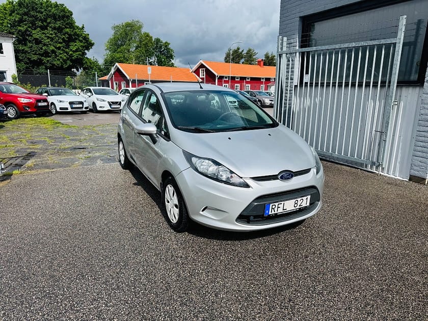Bild 1 av Ford Fiesta 1.6 TDCi 95HK 5-D TREND / VÄRMARE