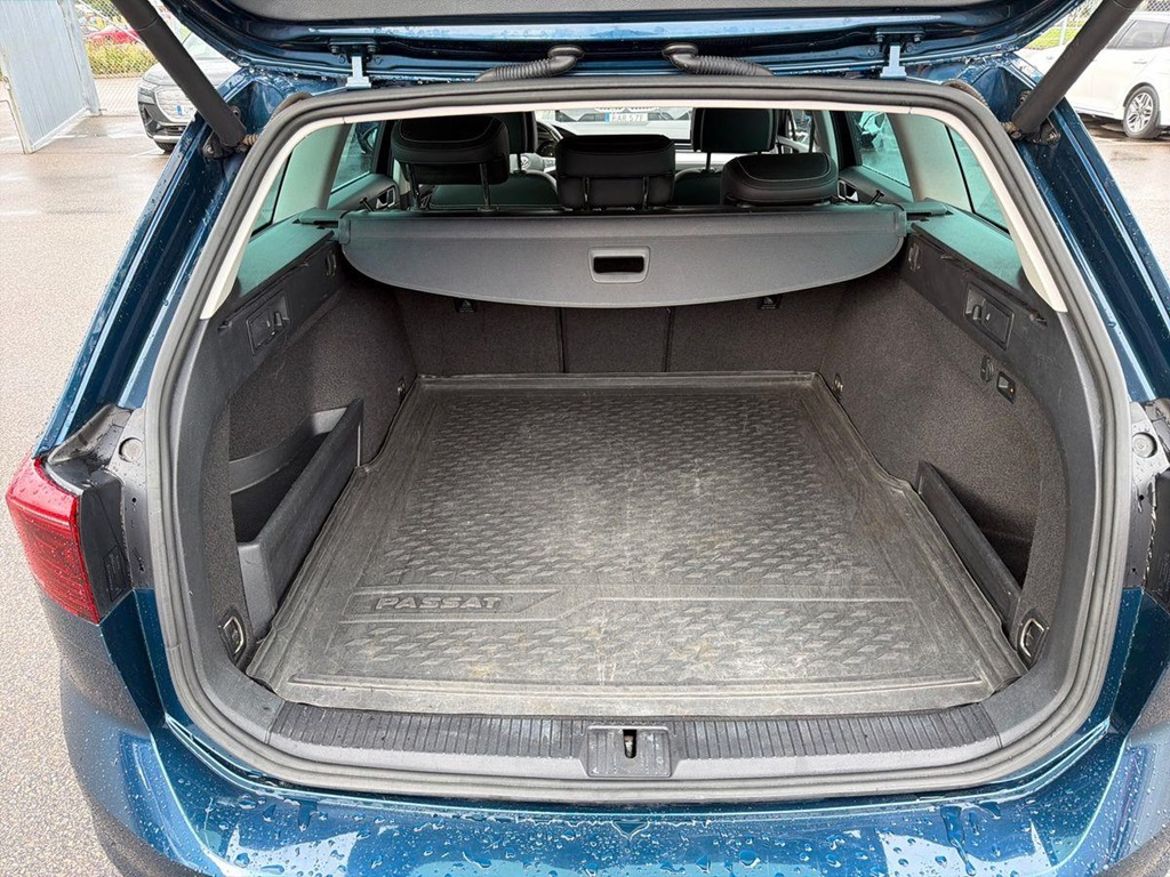 Volkswagen Volkswagen Passat Sportscombi GTE — bild 8