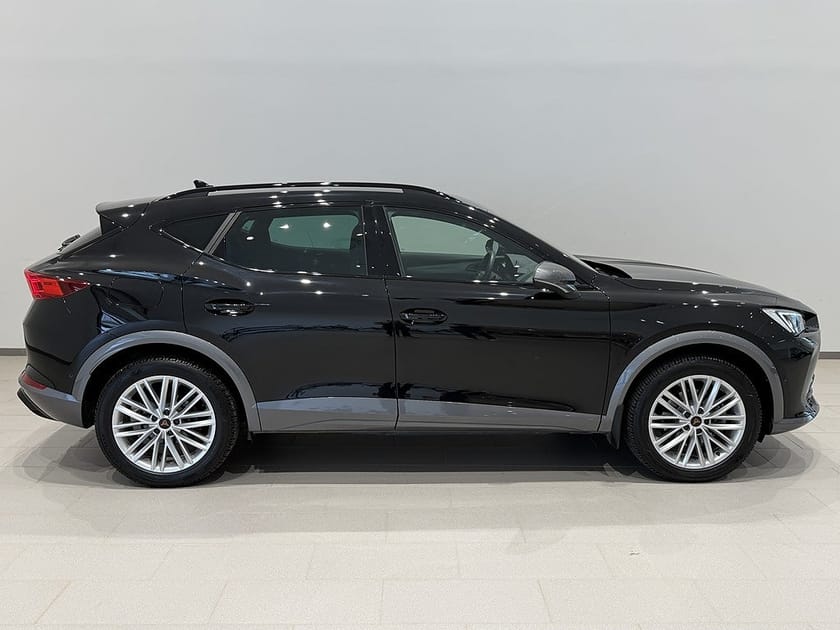 Bild 5 av CUPRA Formentor e-Hybrid .4 204 HK Backkamera Apple carplay Beats