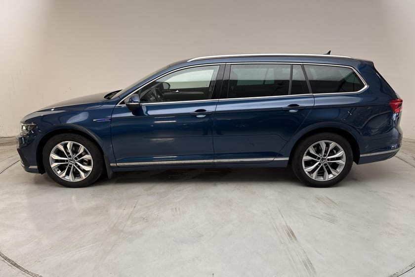 Bild 2 av Volkswagen Passat Sportscombi GTE 1.4 (218hk) GPS Backkamera