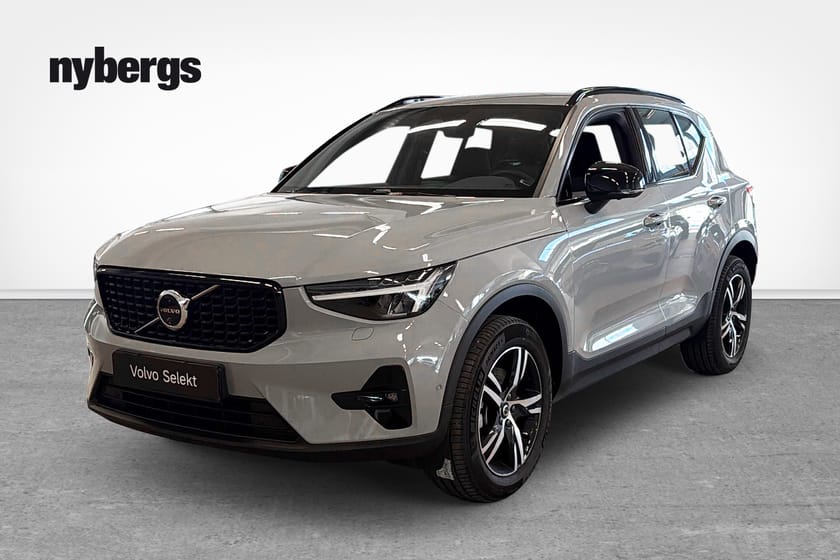 Bild 1 av Volvo XC40 B3 FWD Bensin Plus Dark