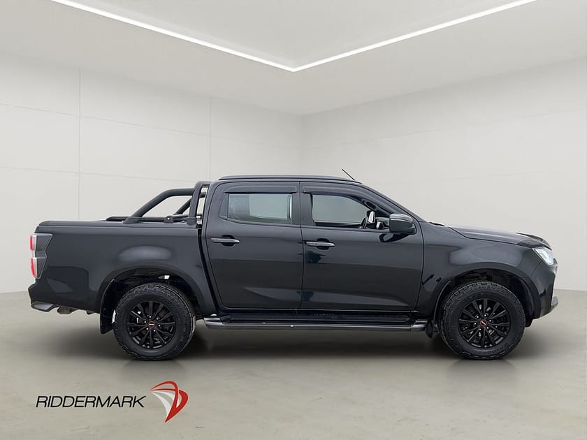 Bild 2 av Isuzu D-Max Crew Cab XRX 1.9  4WD D-Värm Drag Diff Skinn CARPLAY Moms