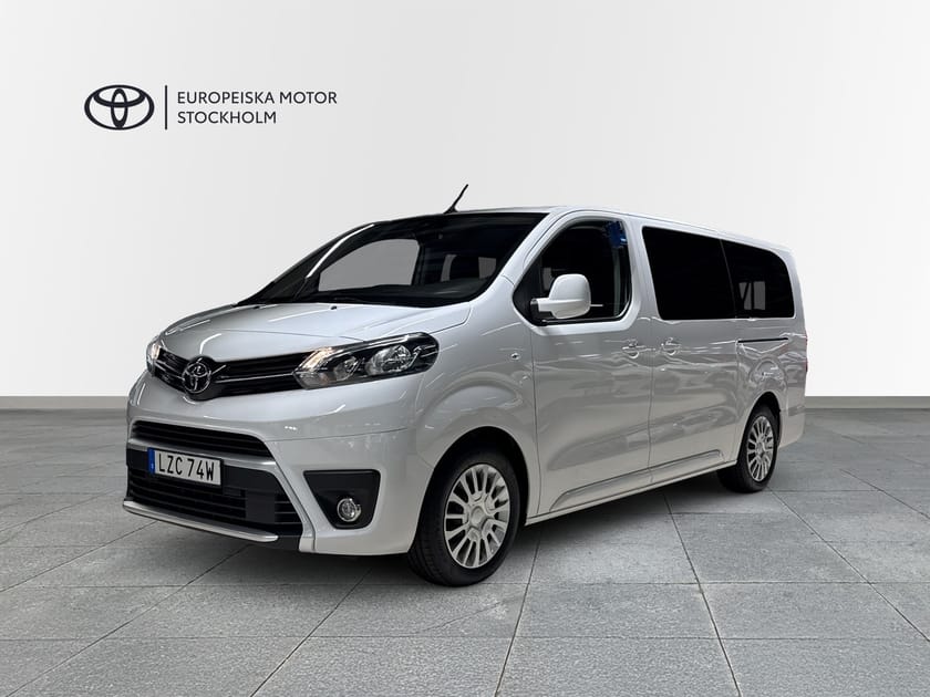 Bild 1 av Toyota Proace Verso 2,0D AUT 180 HK SHUTTLE 9-SITS V-HJUL