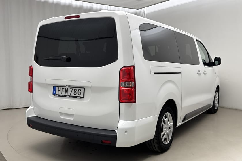 Bild 3 av Opel e-Zafira Life (136hk) GPS Backkamera Head-up