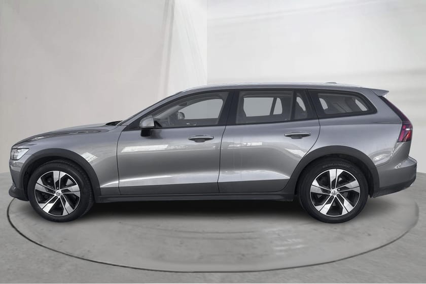 Bild 2 av Volvo V60 Cross Country D4 AWD 190hk Momentum, Läderinr.
