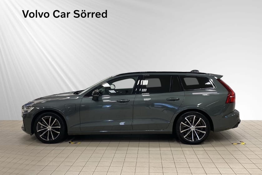 Bild 3 av Volvo V60 T6 Plus Dark Nordic Edition, 360 Kamera, H&K 0% Ränta
