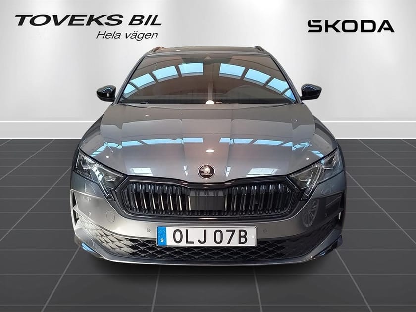 Bild 2 av Škoda Octavia Kombi SPORTLINE 1,5 tsi mHEV 150HK