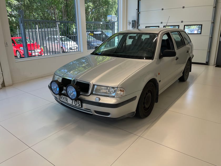 Bild 2 av Škoda Octavia Kombi 1,6