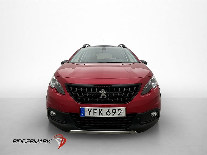 Bild 2 av Peugeot 2008 1.2 PureTech 110hk GT-Line Pano Värmare Drag