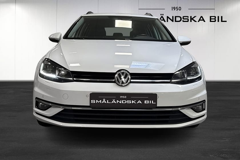 Bild 2 av Volkswagen Golf Sportscombi 1.0 TSI Base Drag 110hk