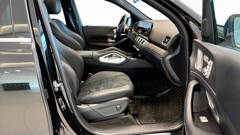 Bild 3 av Mercedes-Benz GLE 350 de 4MATIC 350de AMG Premium+ Pano Drag 320hk