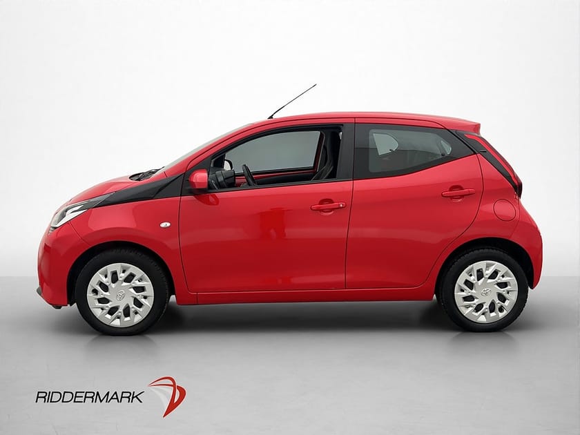 Bild 4 av Toyota Aygo 1.0 72hk X-PLAY Kamera Bluetooth 0.42 l/mil