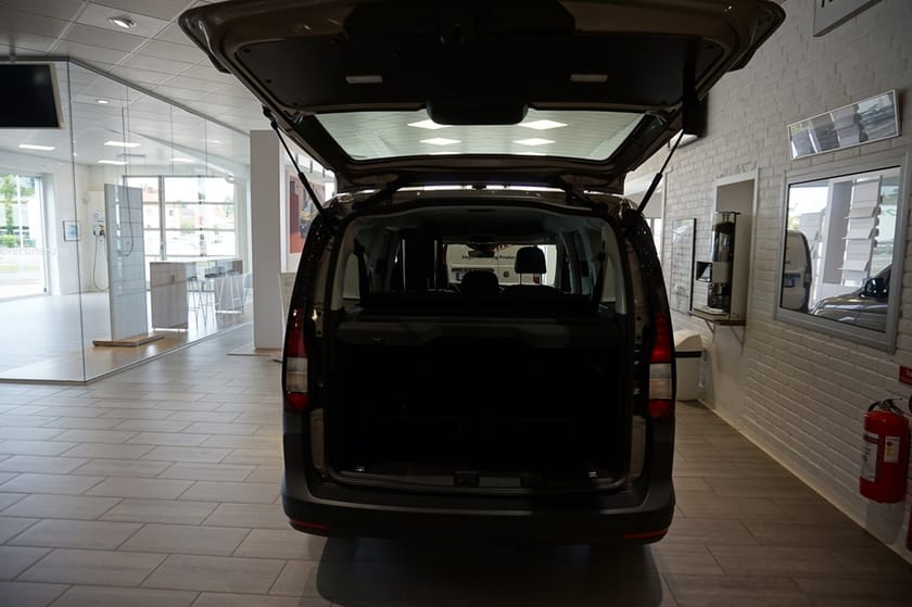 Bild 3 av Volkswagen Caddy Maxi 2.0 TDI 4Motion