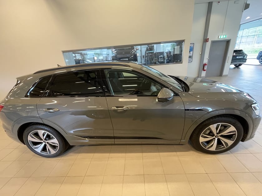 Bild 3 av Audi Q8 50 e-tron quattro Advanced