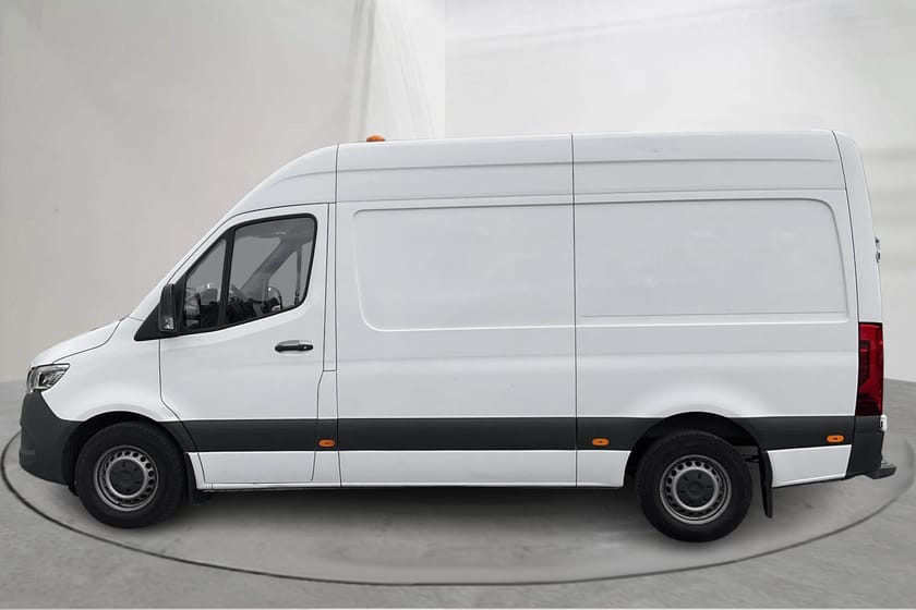 Bild 2 av Mercedes-Benz Sprinter 317 CDI RWD Panel Van Skåp (170hk)