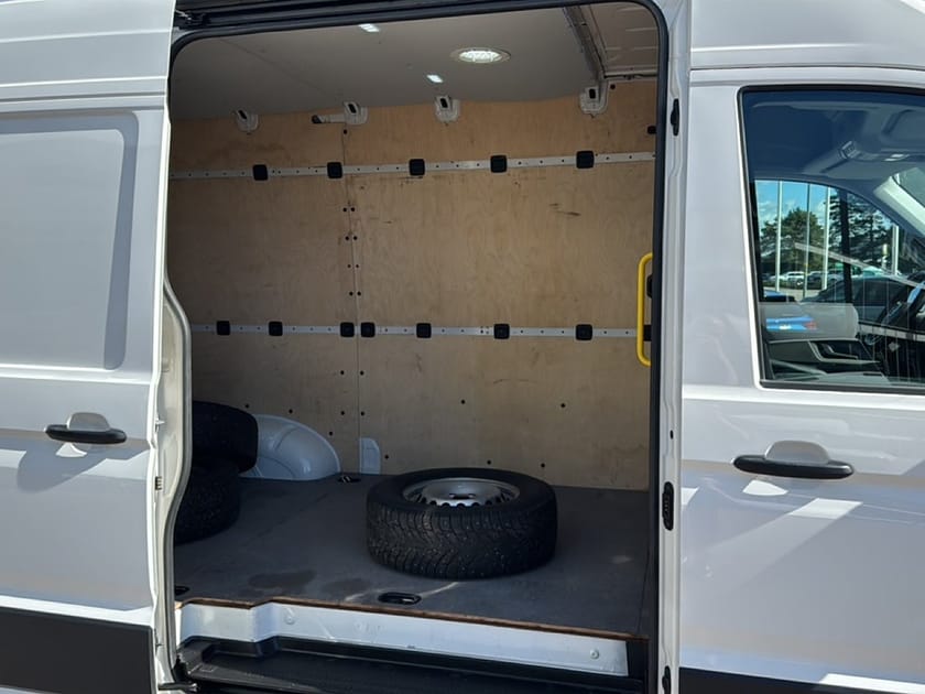 Bild 4 av Volkswagen Crafter 35 2.0 TDI 4MOTION Automat