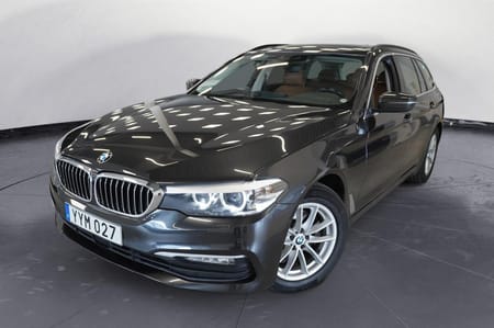 BMW 520d xDrive Touring Sport Line Navi Värmare DAP Panorama Drag Keyless