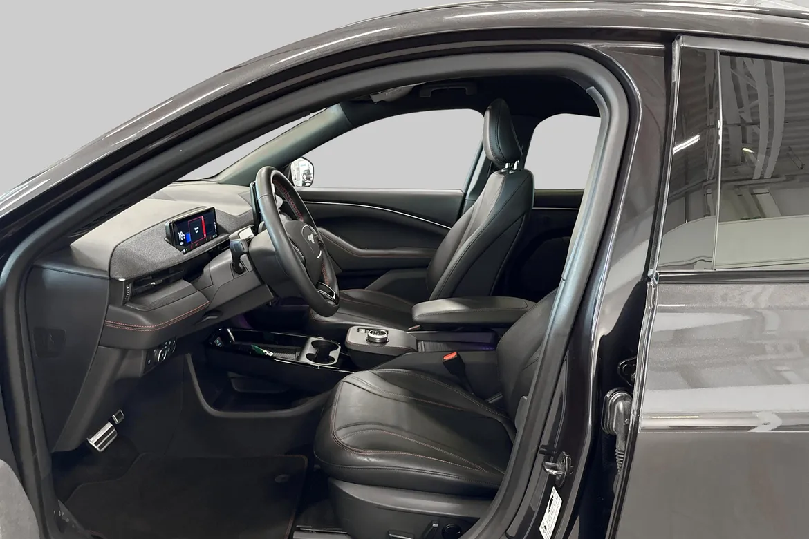 picture of a car