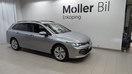 Volkswagen Golf Sportscombi eTSI 150 Hk Värmare och dragkrok