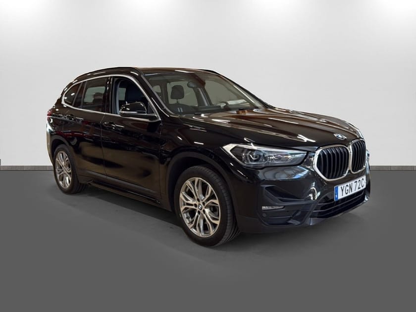 Bild 3 av BMW X1 xDrive25e 220hk Sport line GPS Steptronic