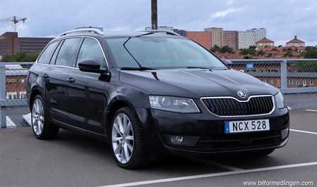 Škoda Octavia Kombi Combi 2.0 TDI Aut S/V-hjul Nybytt kamrem