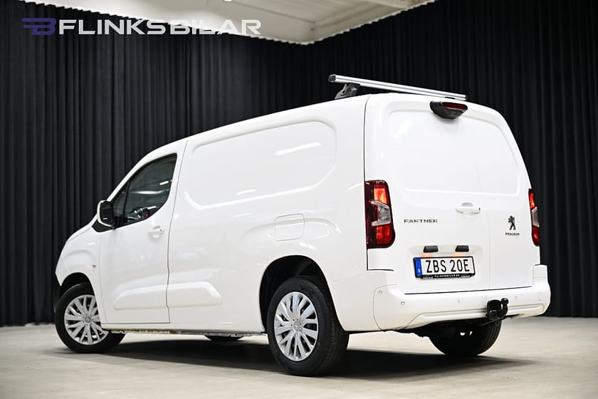 Bild 4 av Peugeot Partner Utökad Last 130HK L2|Automat|Drag|Värmare|Backkamera|Kambytt|