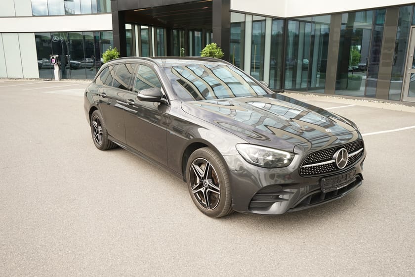 Bilde 4 av Mercedes-Benz E 300 T de 4MATIC plug in hybrid AMG
