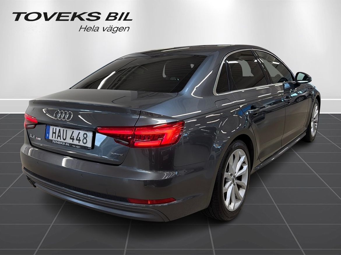 Audi Audi A4 Sedan — bild 3