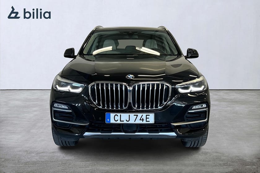 Bild 2 av BMW X5 xDrive45e iPerformance xDrive45e/H&K/Luftfjädring/Drag/Komfortstol/21"