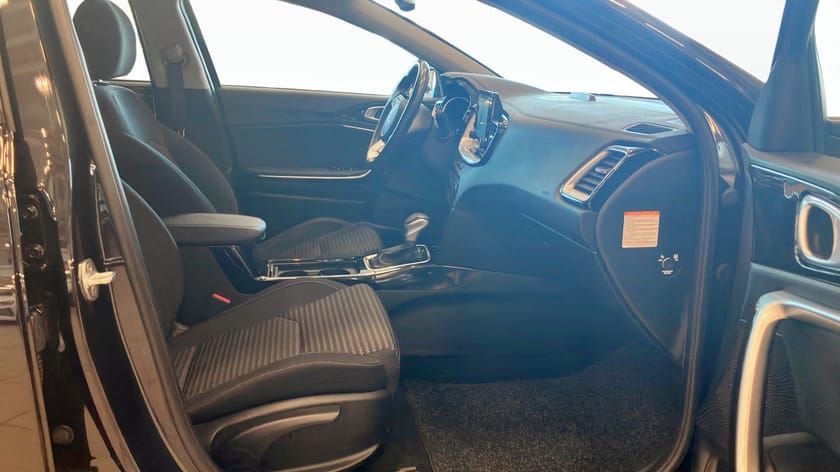 Bild 3 av Kia Ceed Sportswagon Plug-in Hybrid SW PHEV ADVANCE |Backkamera|