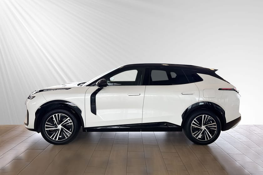 Bild 2 av Lynk & Co 08 PHEV Core Läder Pano 360Kamera