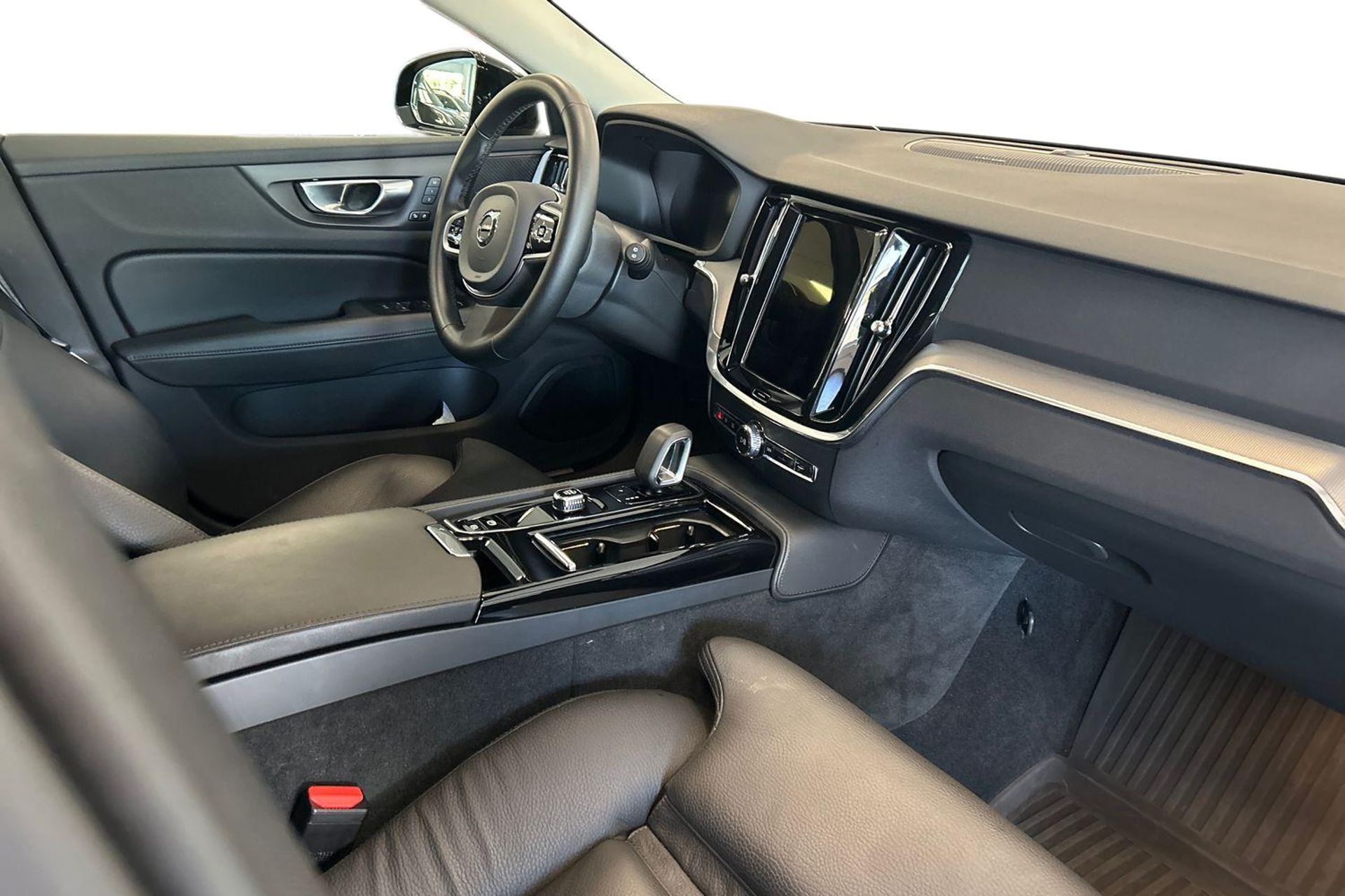 Volvo V60 T6 Plus Dark Nordic Edt 2025, photo 7/10