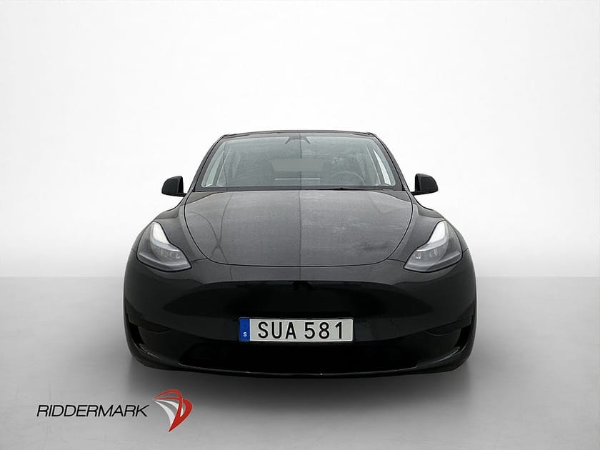 Bild 3 av Tesla Model Y Standard Range RWD Dragkrok Svensksåld